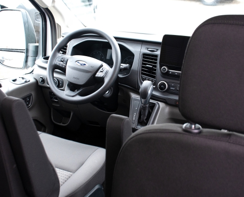 Ford 15 Passenger Van Interior - Front Dash